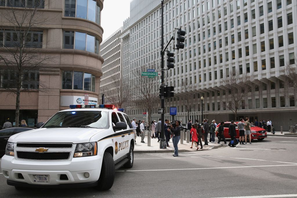 Large Area Of D.C. Suffers Power Outage Due To Explosion At Electrical Facility