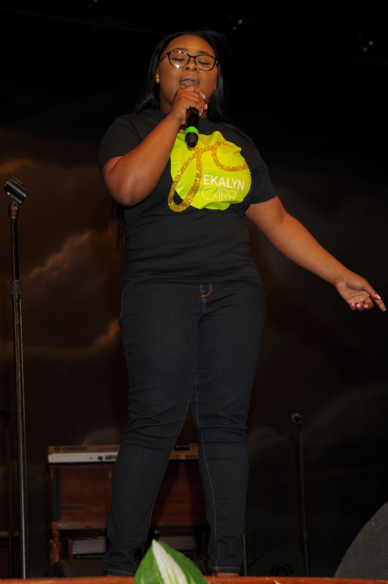 [Photos] Jekalyn Carr Live At Spirit Of Praise