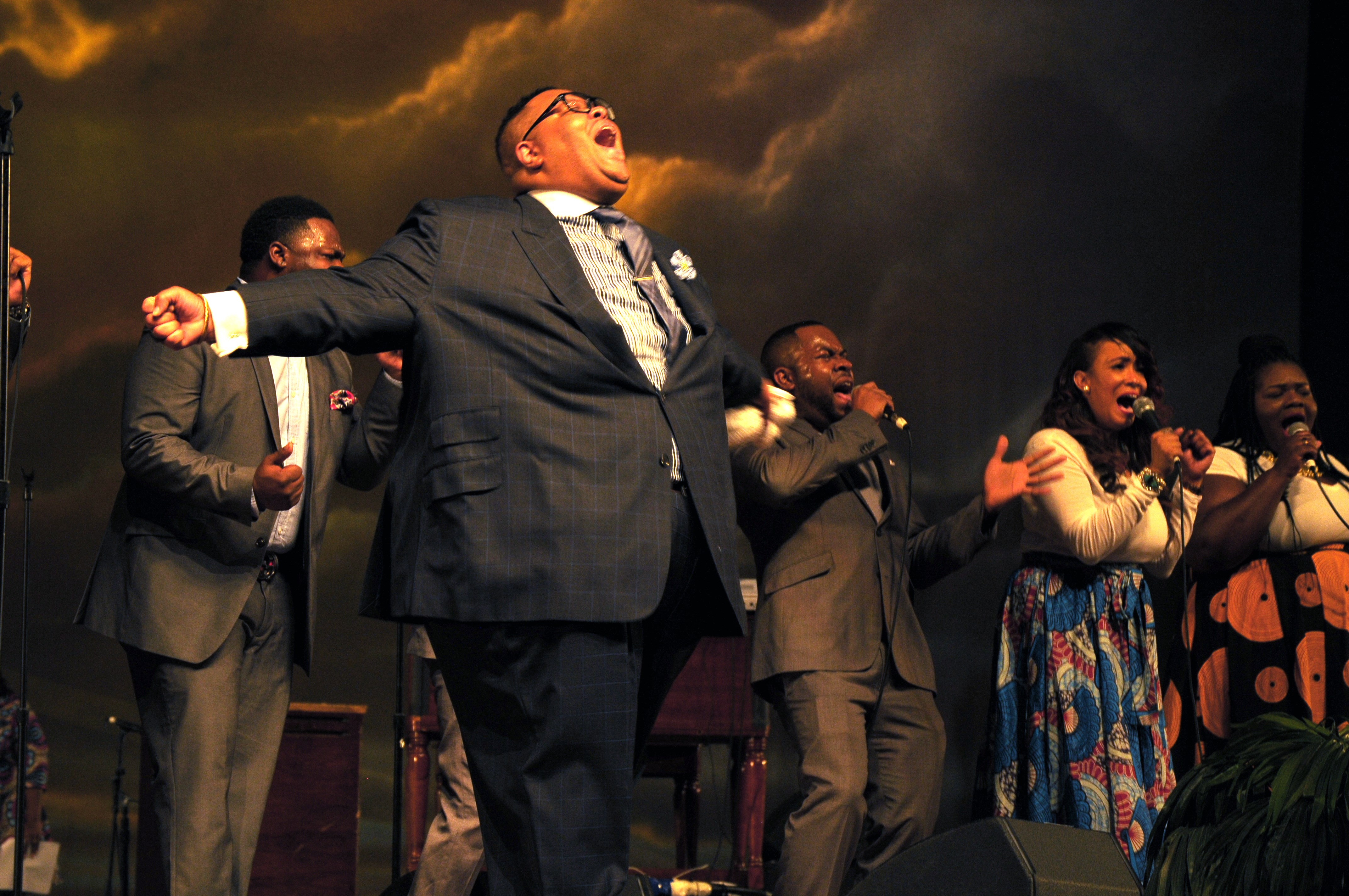 Charles Butler & Trinity Live At Spirit Of Praise