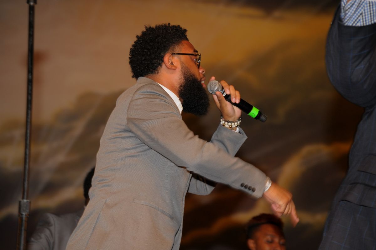 Charles Butler & Trinity Live At Spirit Of Praise