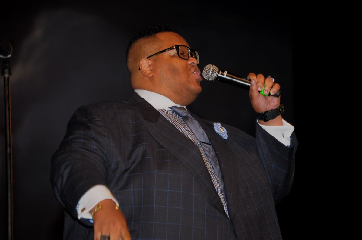 Charles Butler & Trinity Live At Spirit Of Praise