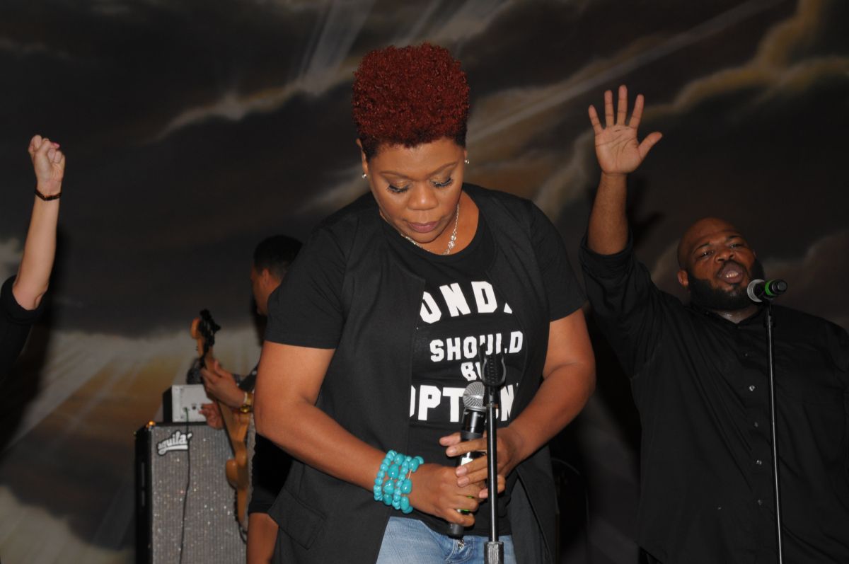 Anthony Brown & Group TherAPY Live At Spirit Of Praise 2016
