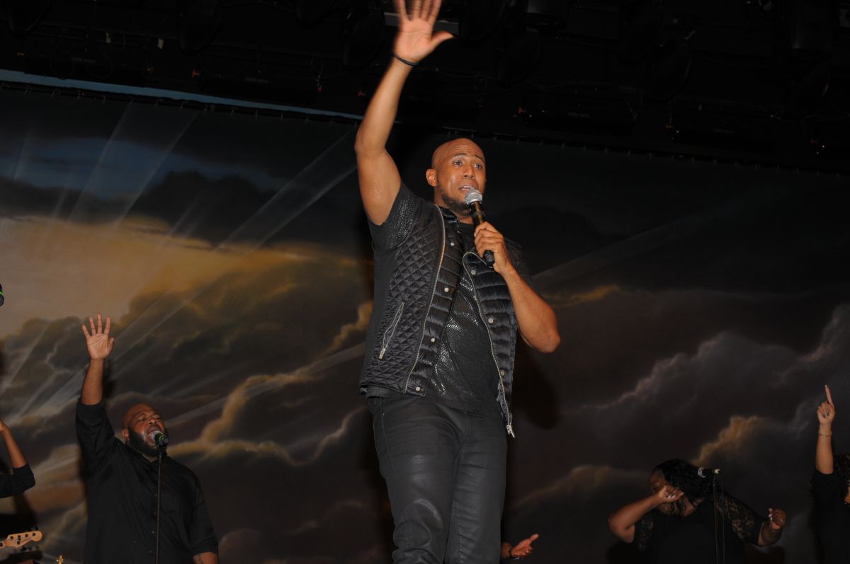 Anthony Brown & Group TherAPY Live At Spirit Of Praise 2016