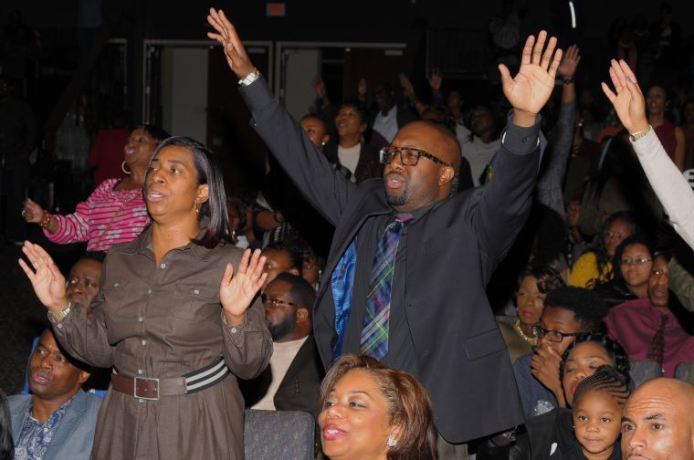 Intimate Fan Moments At Spirit Of Praise 2016