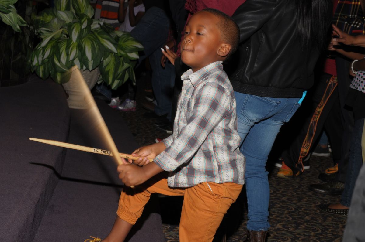 Praise Moments At Spirit Of Praise