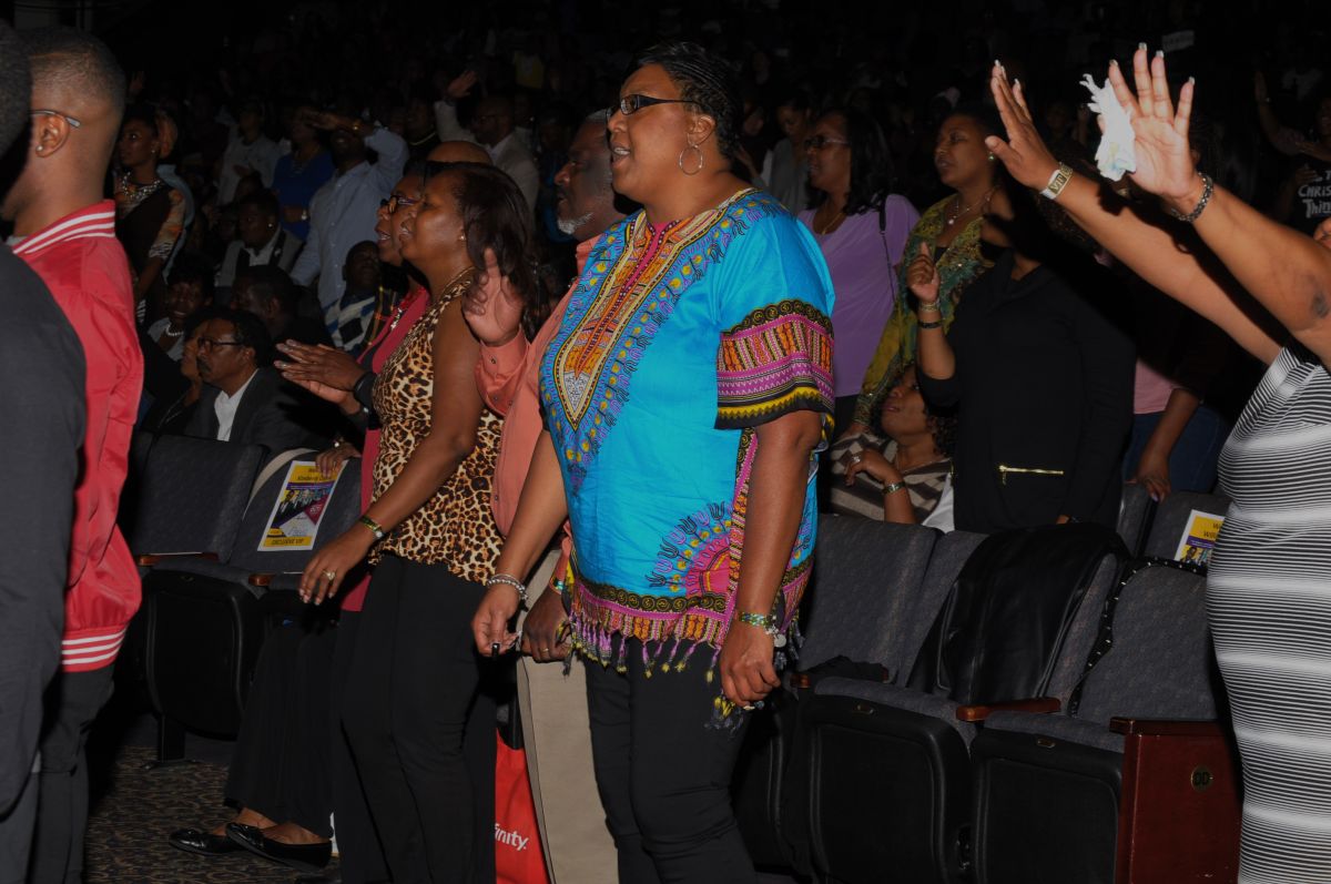 Praise Moments At Spirit Of Praise