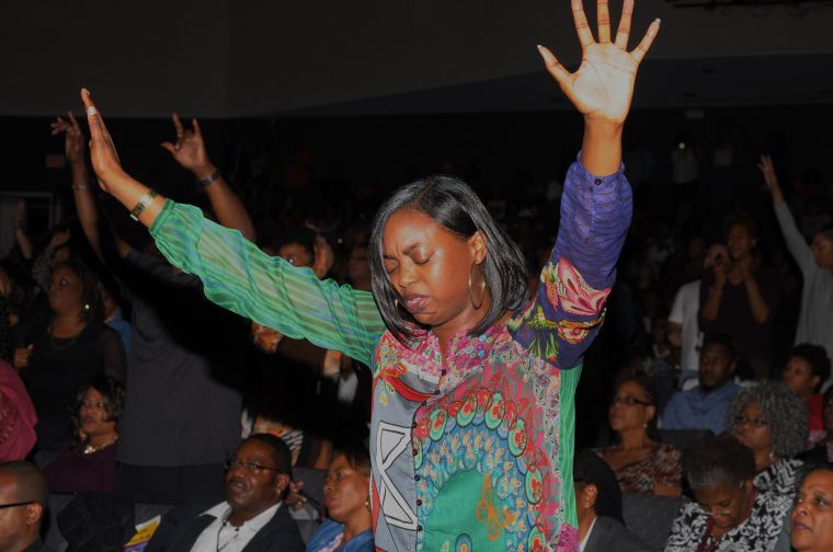 Intimate Fan Moments At Spirit Of Praise 2016