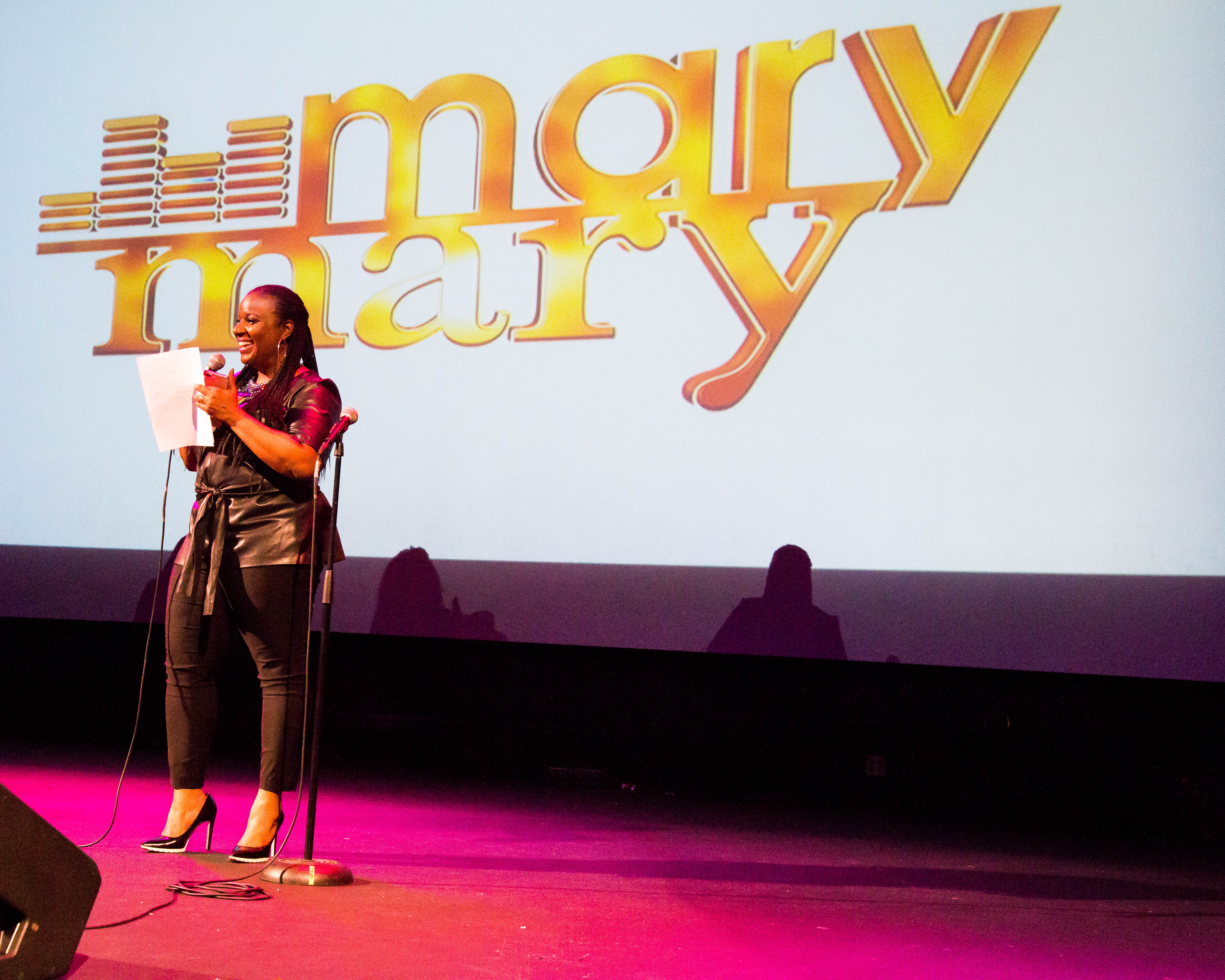 Mary Mary At The Howard Theatre