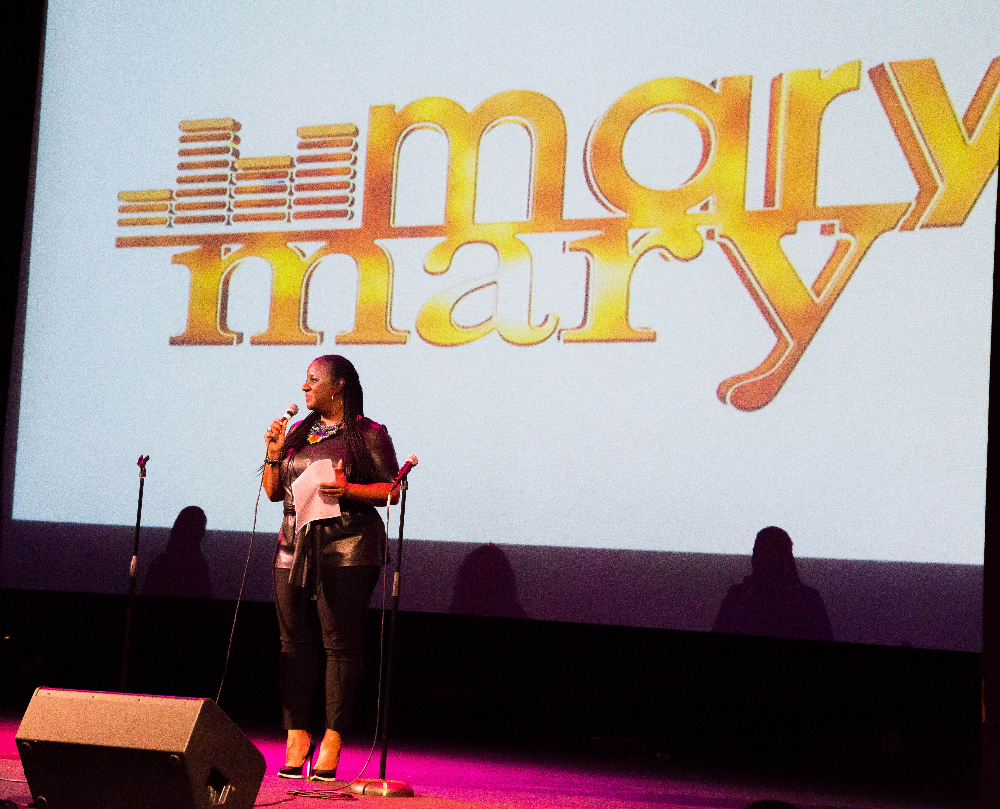 Mary Mary At The Howard Theatre