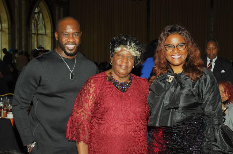 Praise Moments At The 6th Annual First Ladies Tea