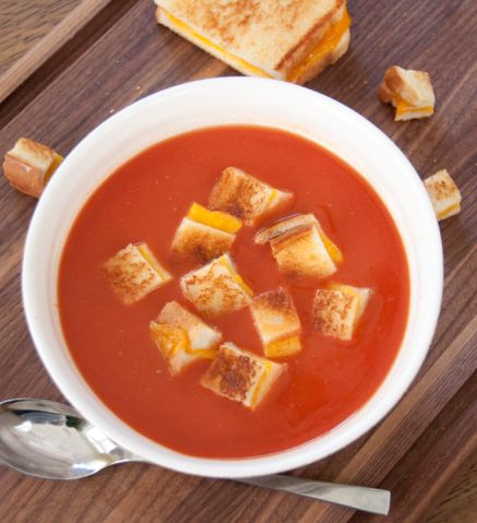 Easy Tomato Soup and Grilled Cheese Croutons