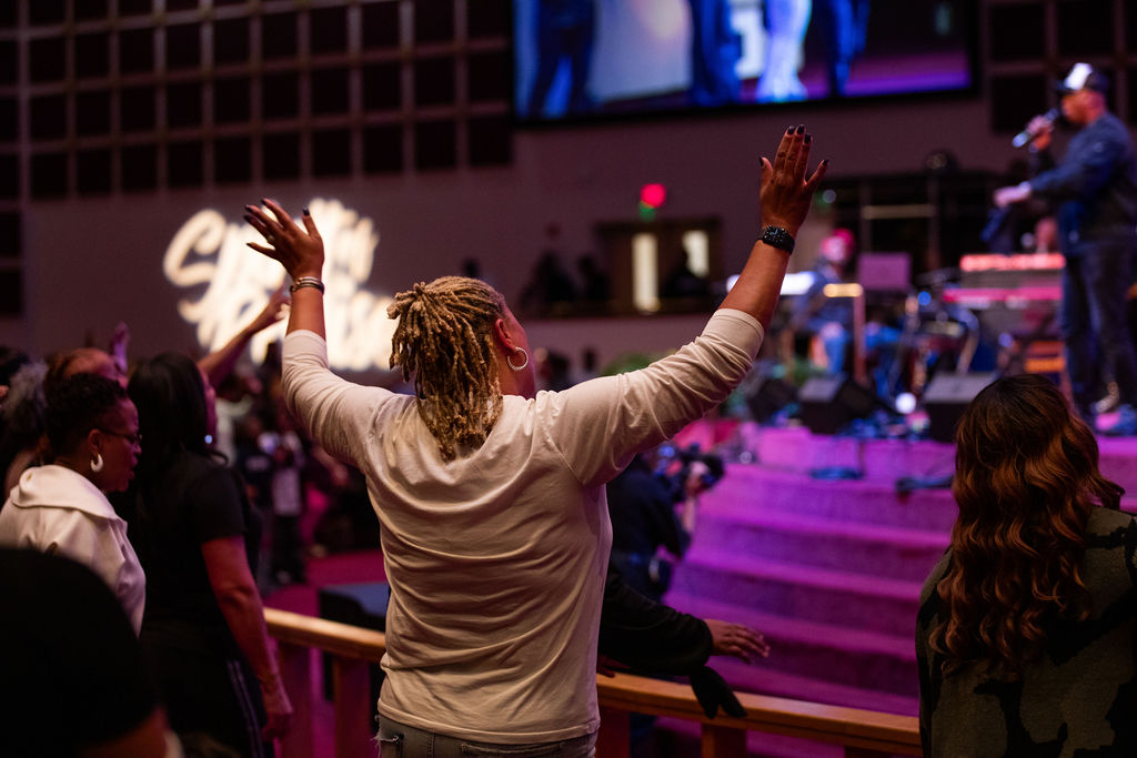 Anthony Brown & Group Therapy At The Wells Fargo 16th Annual Spirit of Praise Crowd