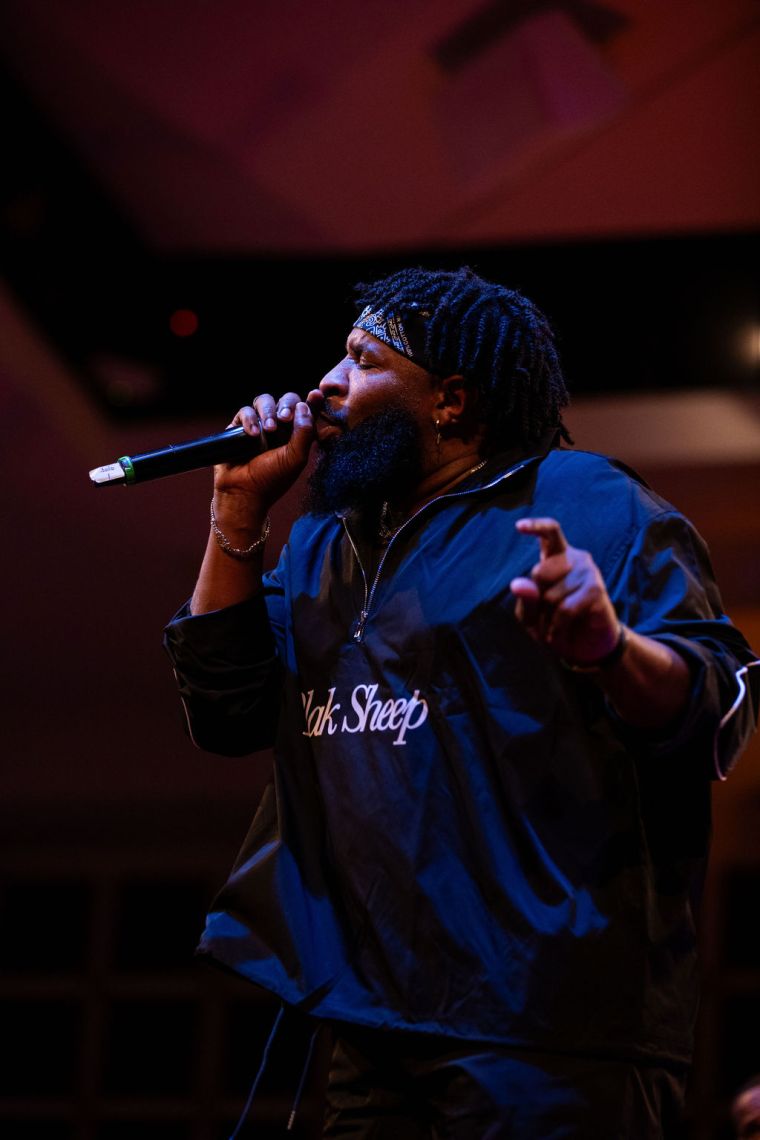 Pastor Mike Jr. At The Wells Fargo 16th Annual Spirit of Praise Crowd