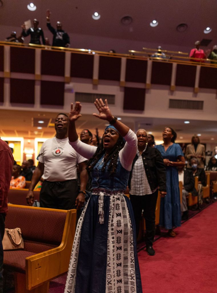 The Wells Fargo 16th Annual Spirit of Praise Crowd