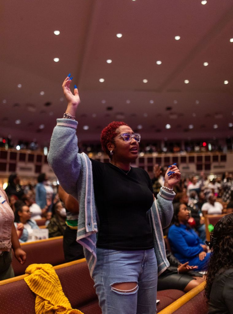The Wells Fargo 16th Annual Spirit of Praise Crowd