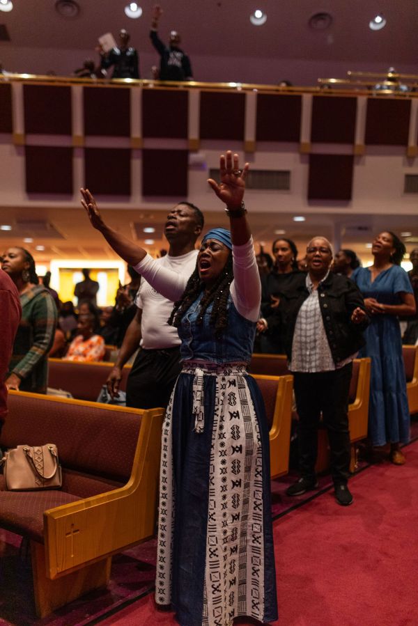 The Wells Fargo 16th Annual Spirit of Praise Crowd