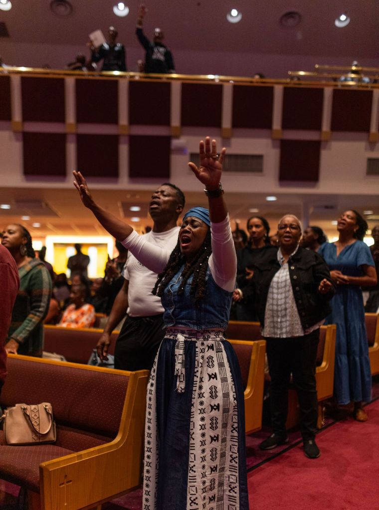The Wells Fargo 16th Annual Spirit of Praise Crowd