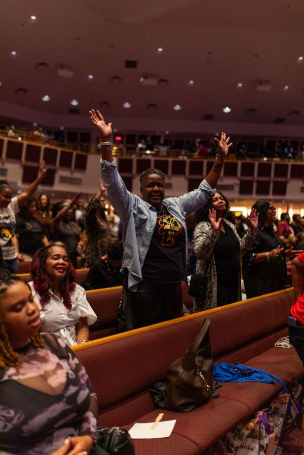 The Wells Fargo 16th Annual Spirit of Praise Crowd