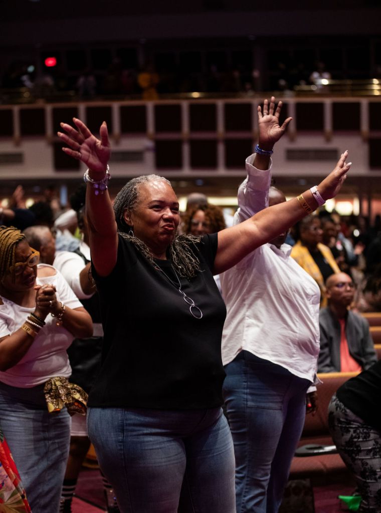 The Wells Fargo 16th Annual Spirit of Praise Crowd