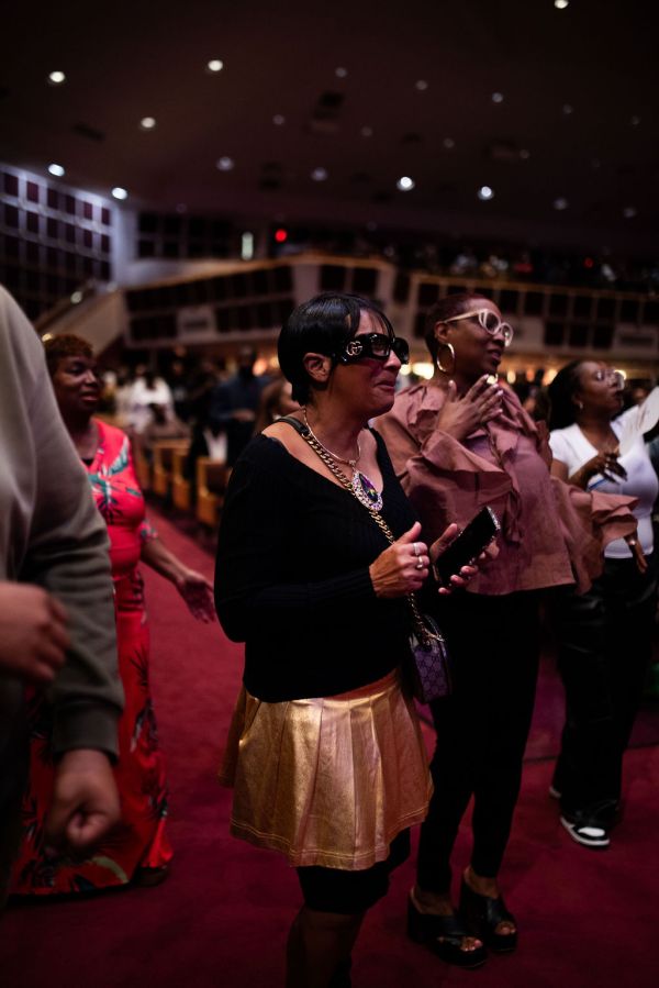 The Wells Fargo 16th Annual Spirit of Praise Crowd
