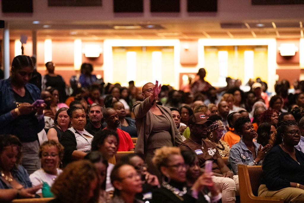 The Wells Fargo 16th Annual Spirit of Praise Crowd