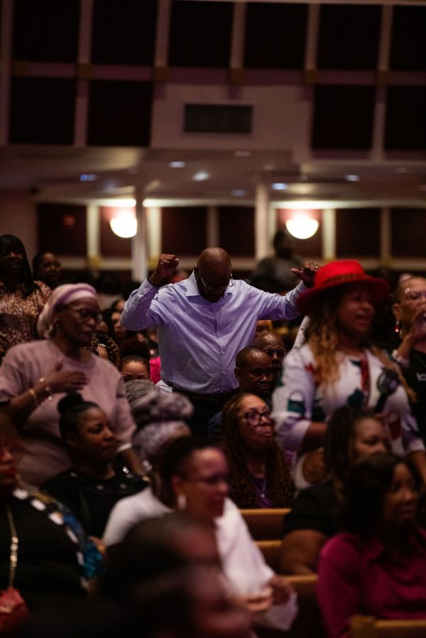 The Wells Fargo 16th Annual Spirit of Praise Crowd