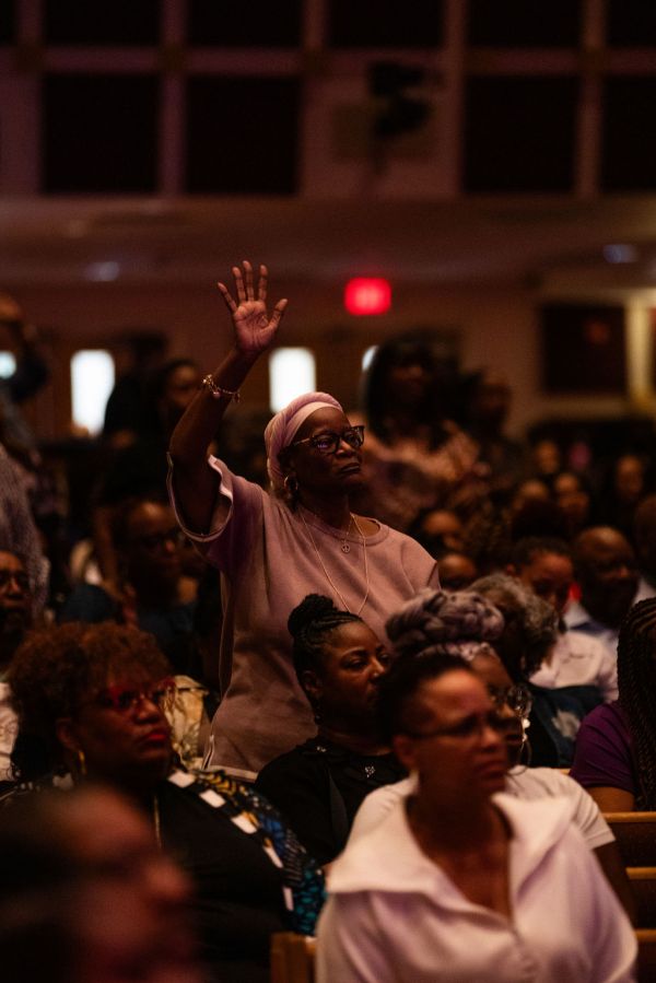 The Wells Fargo 16th Annual Spirit of Praise Crowd