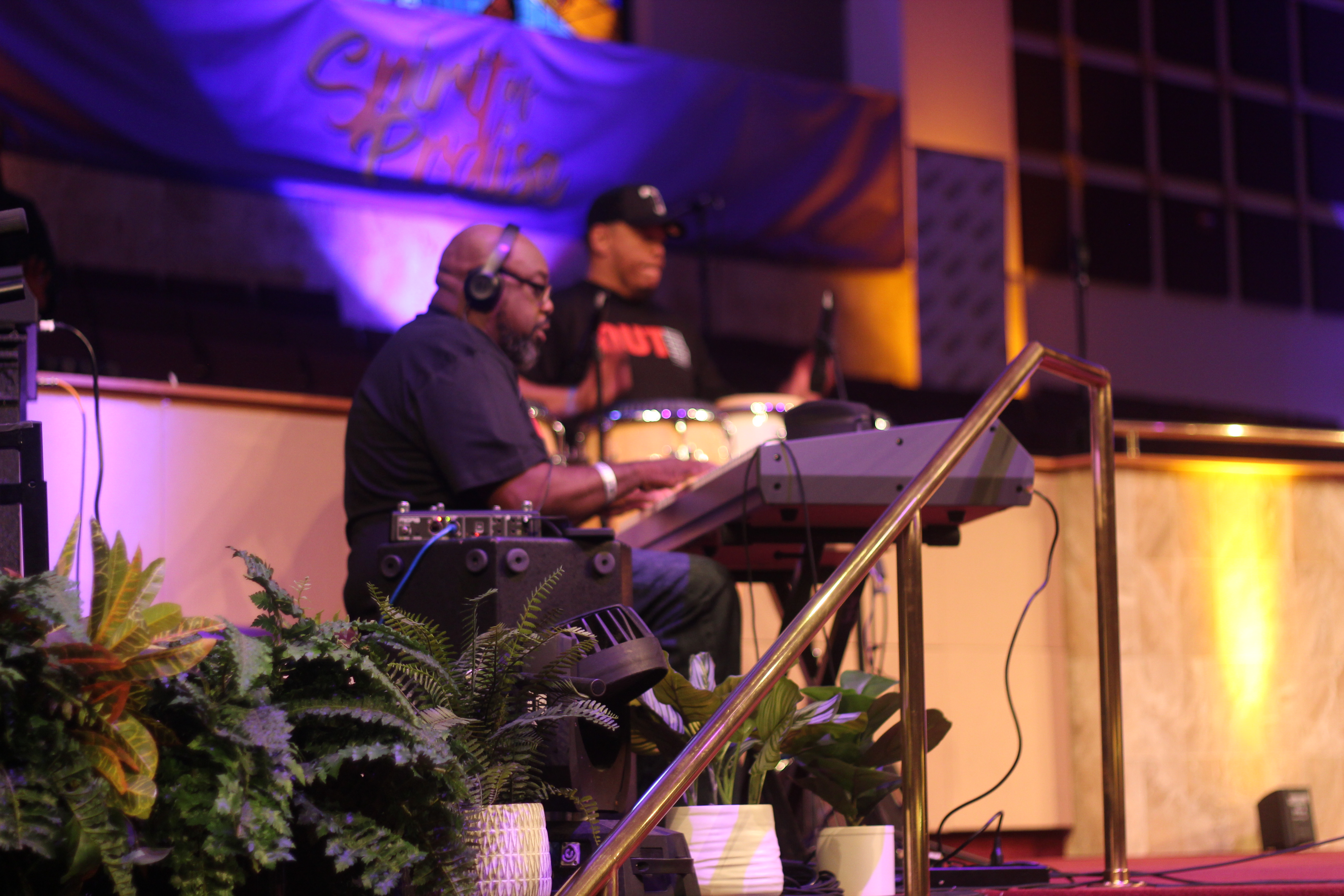 Backstage at The Wells Fargo 17th Annual Spirit of Praise Presented by Osteria Costa