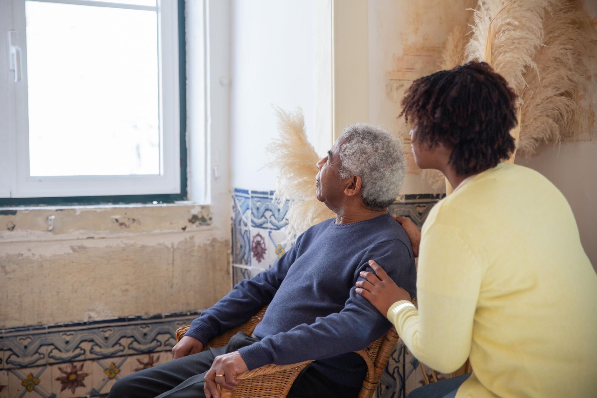 Simple steps to ensure your aging parents get proper care at home
